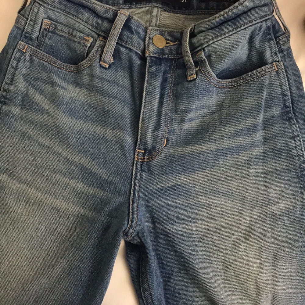High rise hollister jeans 😻